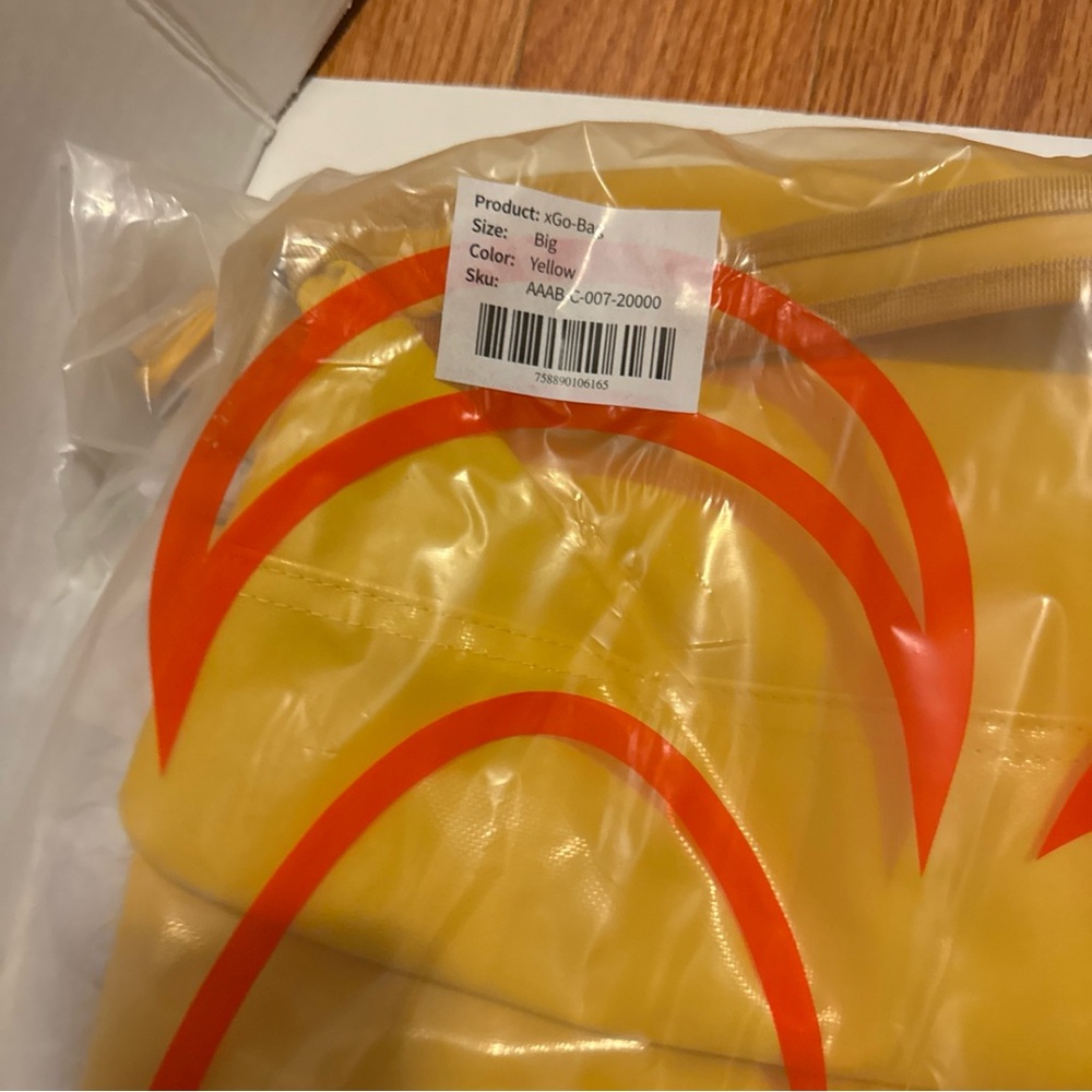 NEW Baboon to the Moon Go-Bag [Basic] — Big (60L) Yellow - Picture 7 of 13